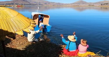 秘魯PUNO的的的喀喀湖