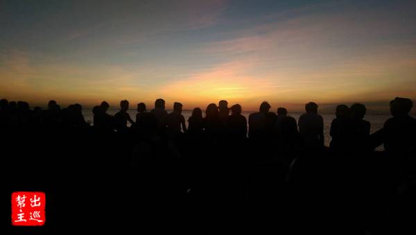 馬尼拉灣的夕陽，是被譽為『全世界最美的夕陽』