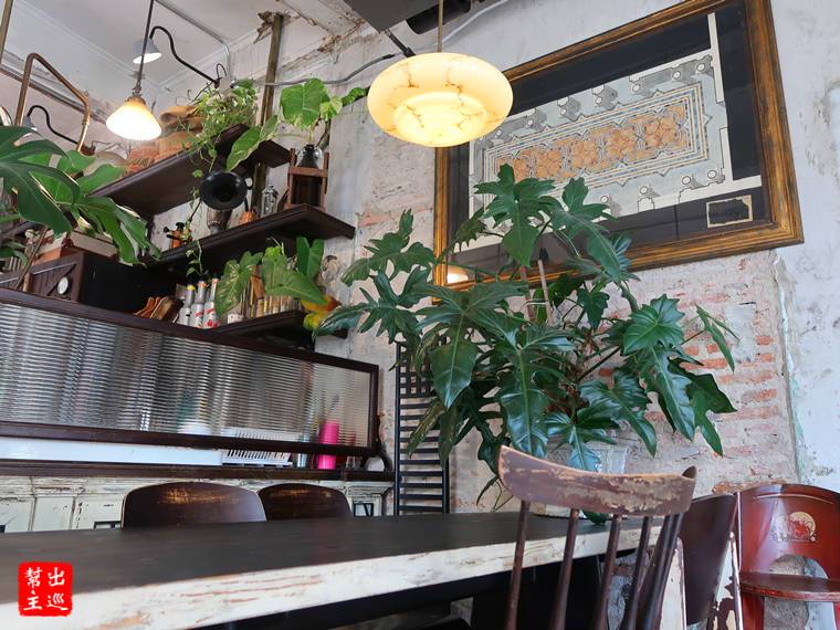 【曼谷|咖啡】中國城區老洋房化身復古網美店：Pompano 咖冰馆 café